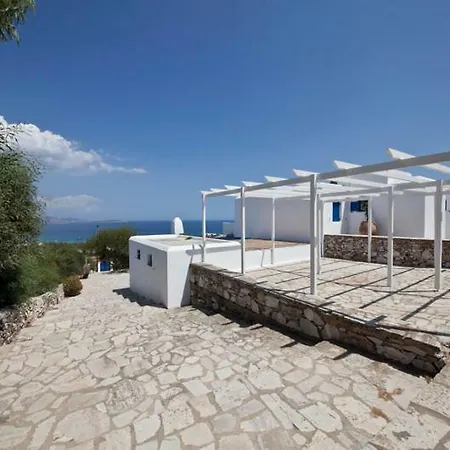Antiparos House With Panoramic Views *