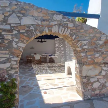 Antiparos House With Panoramic Views *